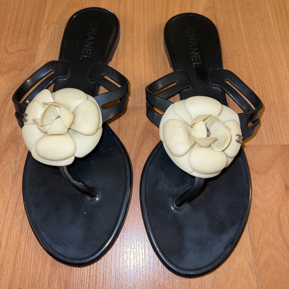 Women Chanel Slippers